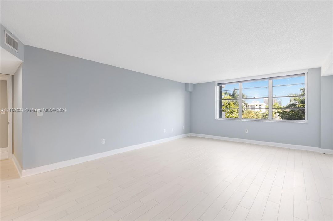 Recently Sold: $509,000 (2 beds, 2 baths, 1480 Square Feet)