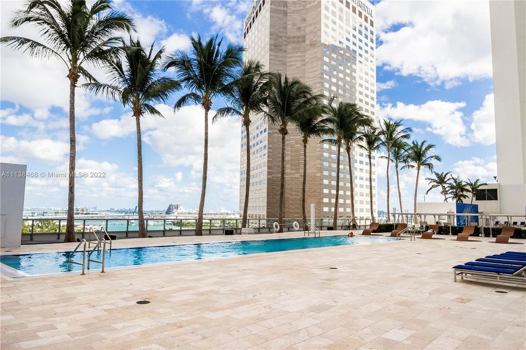 最近租的: $3,200 (1 贝兹, 1 浴室, 846 平方英尺)
