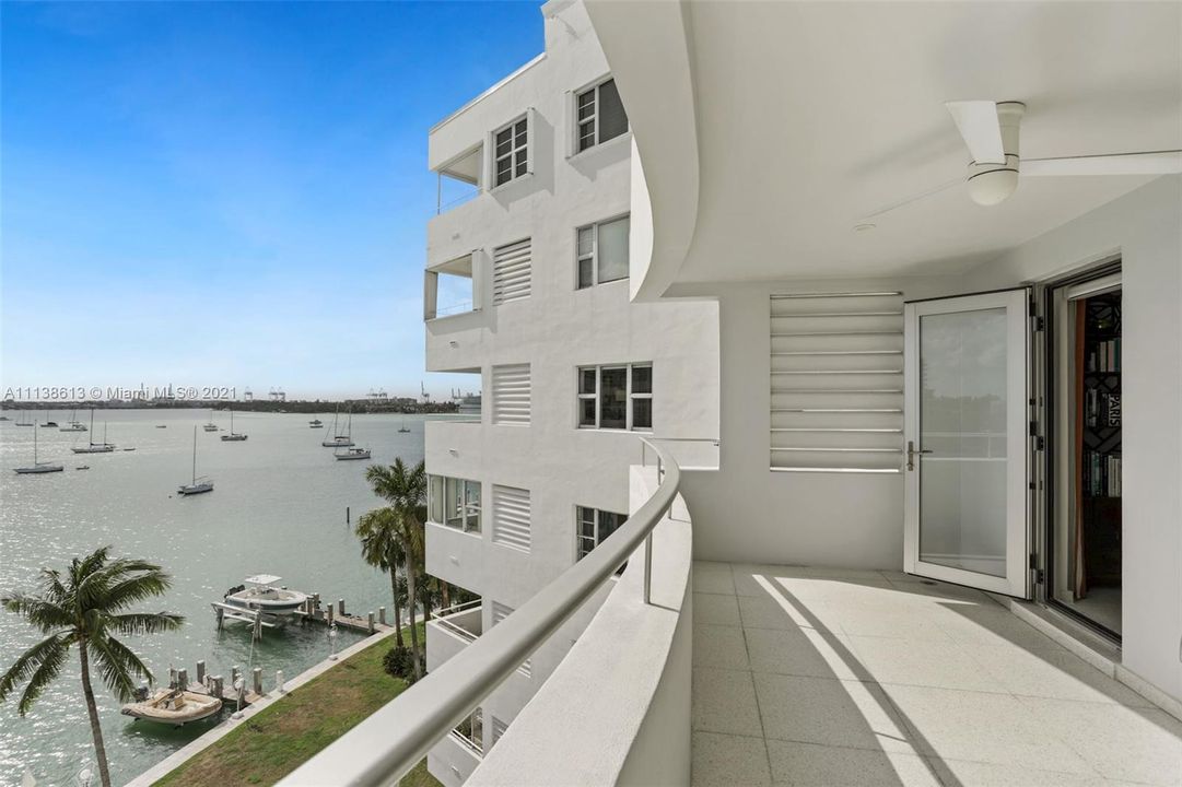 Recently Sold: $3,750,000 (3 beds, 3 baths, 2849 Square Feet)