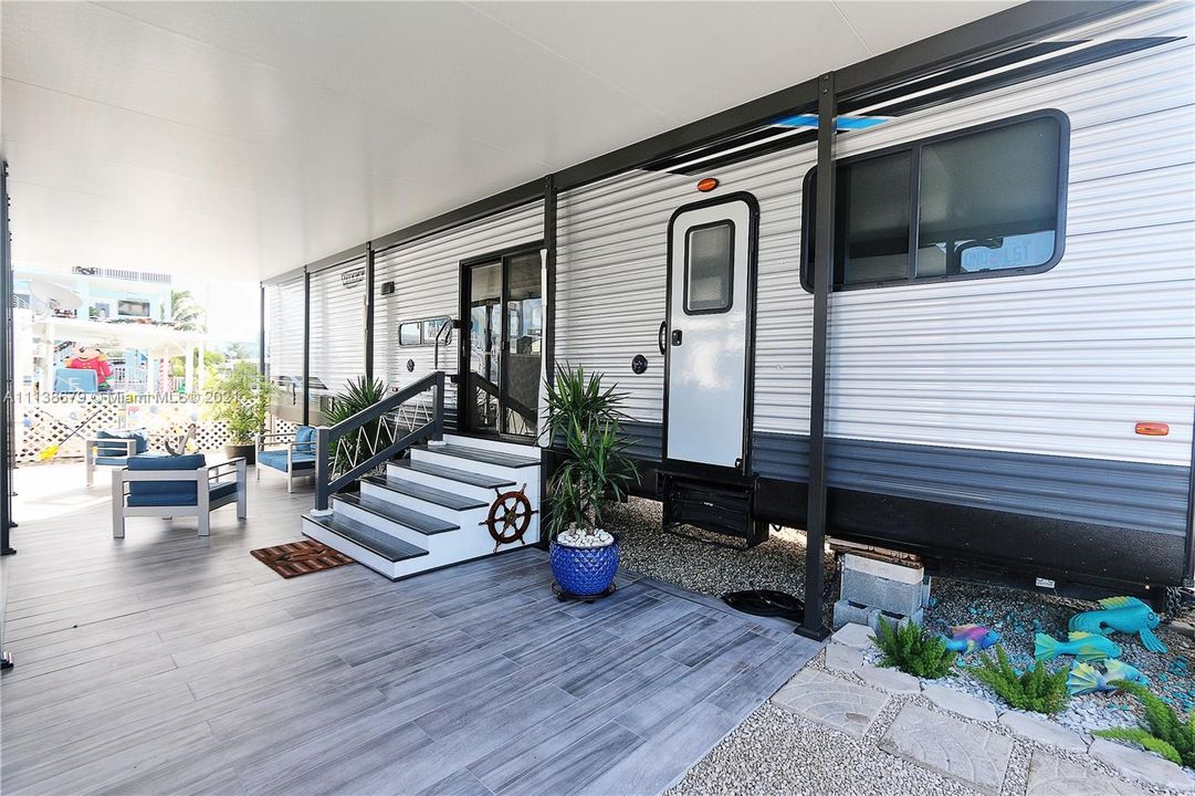 Vendido Recientemente: $349,900 (1,750.00 acres)