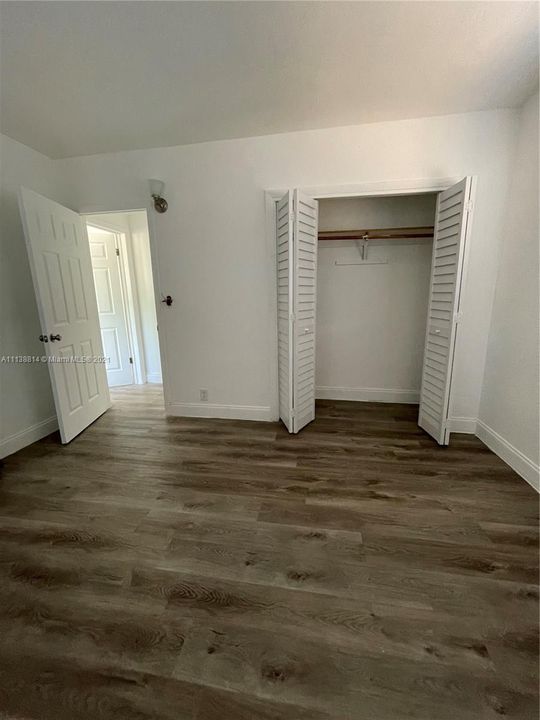 Recently Rented: $1,800 (2 beds, 1 baths, 1895 Square Feet)