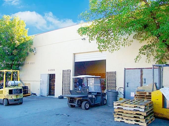 最近售出: $7,100,000 (0 贝兹, 0 浴室, 0 平方英尺)