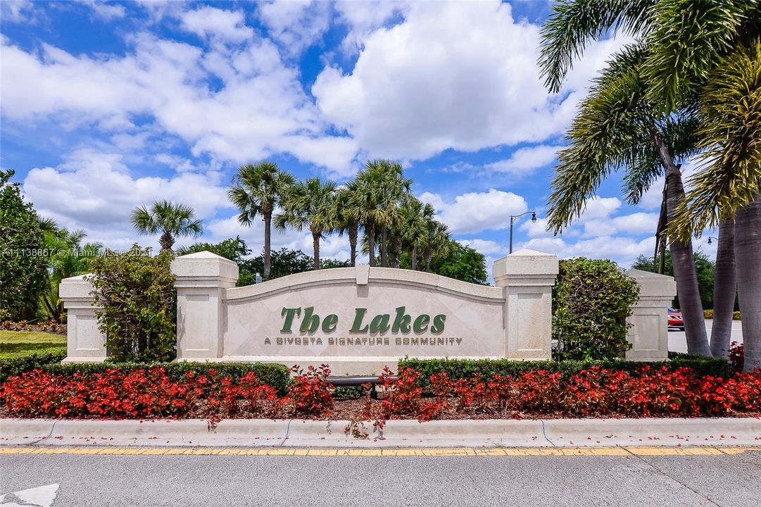 Recently Sold: $315,000 (2 beds, 2 baths, 1526 Square Feet)