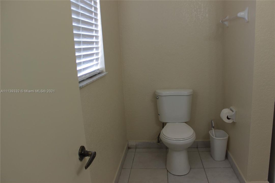 Недавно арендовано: $2,000 (3 спален, 2 ванн, 1263 Квадратных фут)