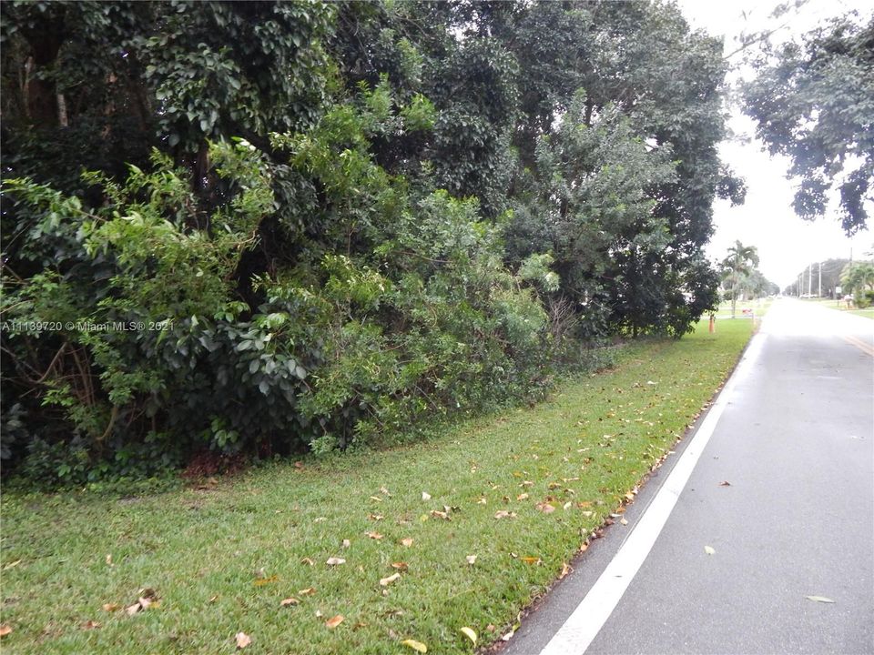 Недавно продано: $195,000 (0.34 acres)