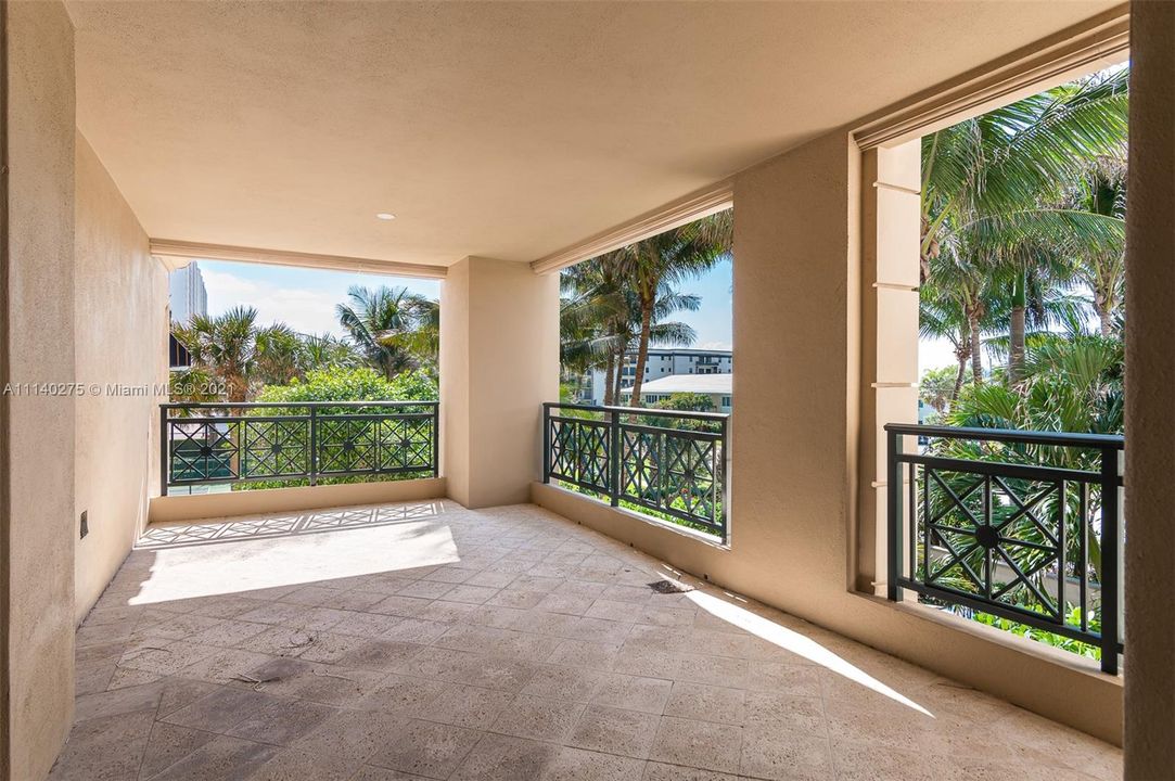 Connecting balconies to Bed #2 and #3 facing west