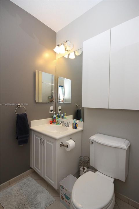 2nd full bath upstairs