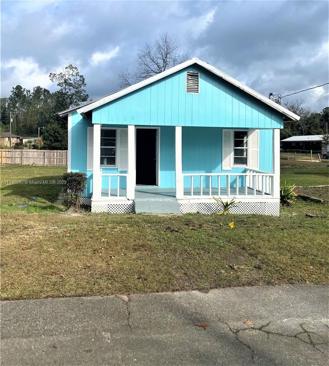 Recently Rented: $950 (2 beds, 1 baths, 684 Square Feet)