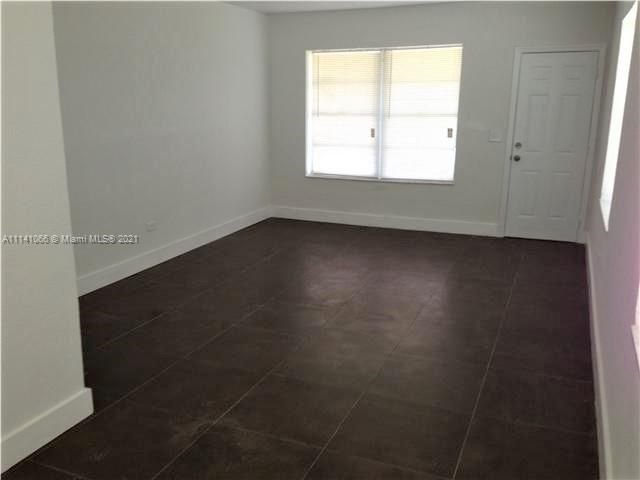 Recently Rented: $1,400 (1 beds, 1 baths, 630 Square Feet)
