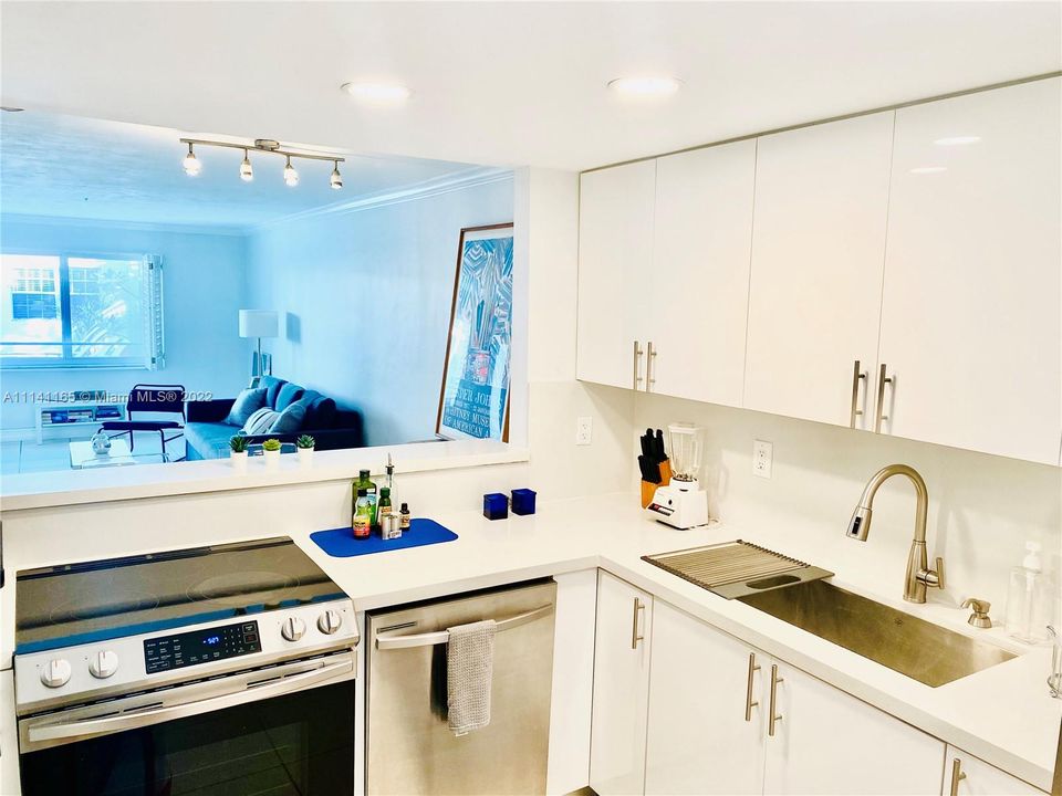 Recently Rented: $2,800 (1 beds, 2 baths, 854 Square Feet)