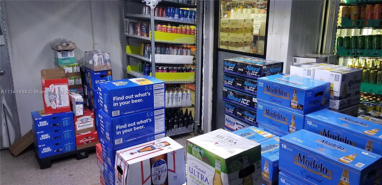 Недавно продано: $1,250,000 (0 спален, 0 ванн, 0 Квадратных фут)