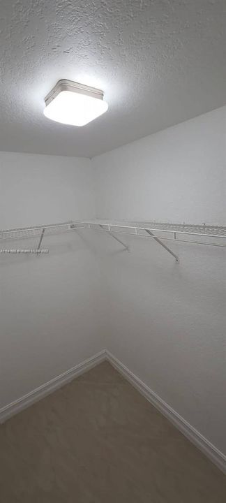 最近租的: $3,600 (4 贝兹, 2 浴室, 1614 平方英尺)