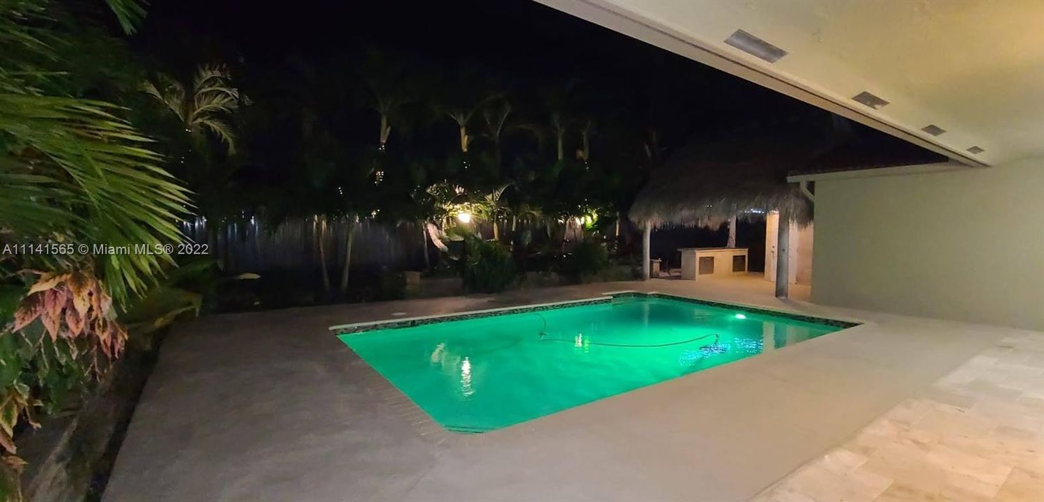 最近租的: $3,600 (4 贝兹, 2 浴室, 1614 平方英尺)