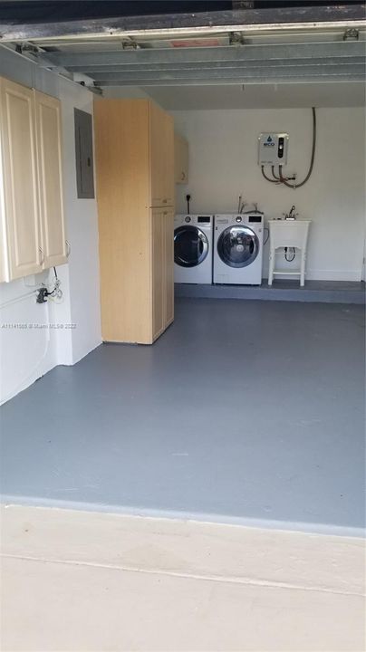 最近租的: $3,600 (4 贝兹, 2 浴室, 1614 平方英尺)