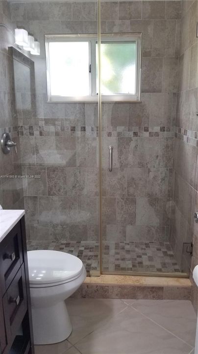 最近租的: $3,600 (4 贝兹, 2 浴室, 1614 平方英尺)