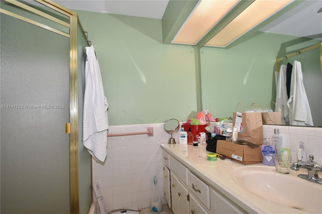 Недавно продано: $1,450,000 (3 спален, 2 ванн, 2012 Квадратных фут)