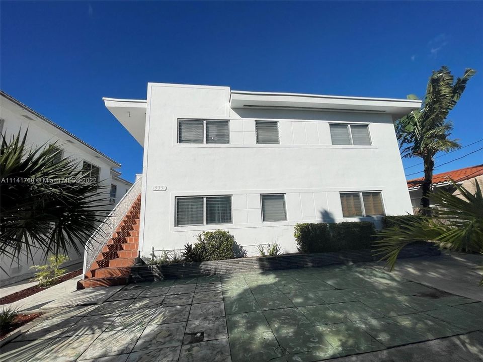 Recently Sold: $4,500,000 (0 beds, 0 baths, 0 Square Feet)