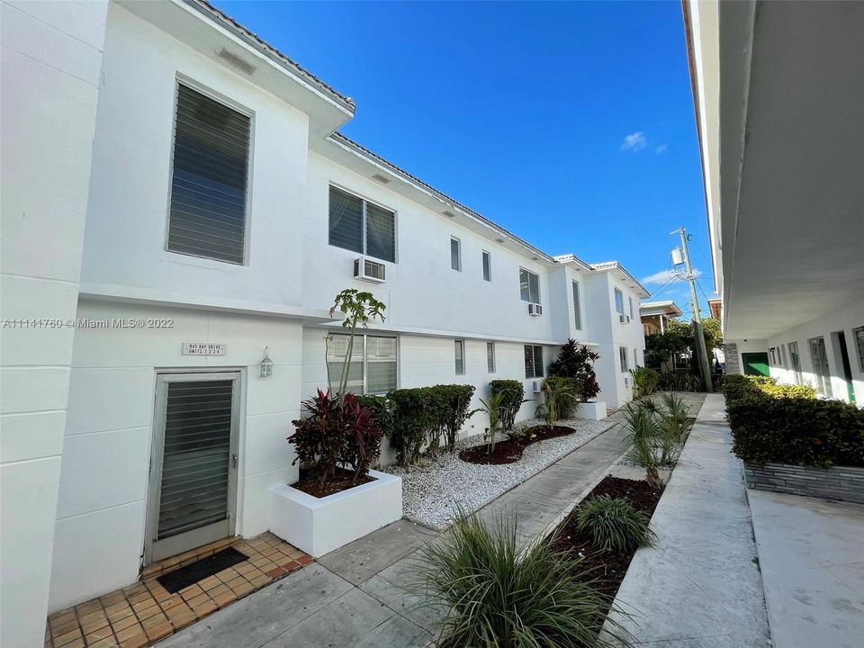 Recently Sold: $4,500,000 (0 beds, 0 baths, 0 Square Feet)
