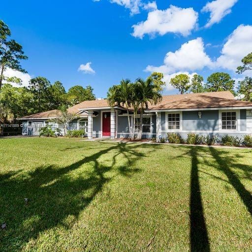 Recently Sold: $729,999 (4 beds, 3 baths, 2252 Square Feet)