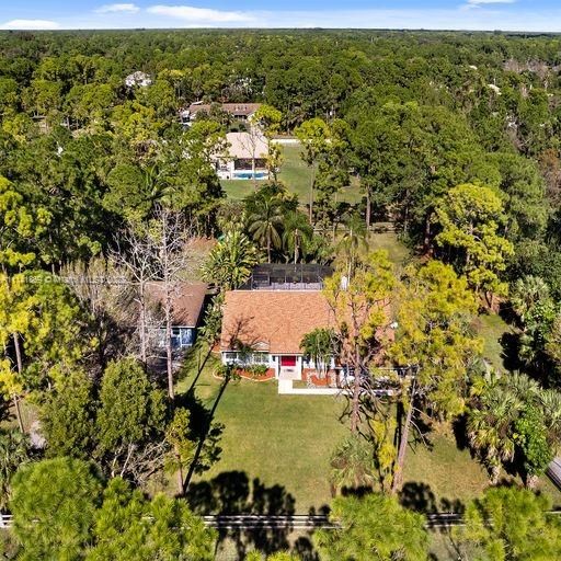 Recently Sold: $729,999 (4 beds, 3 baths, 2252 Square Feet)
