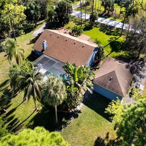 Recently Sold: $729,999 (4 beds, 3 baths, 2252 Square Feet)