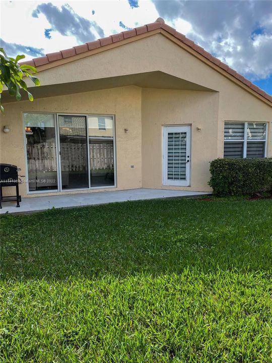 Recently Sold: $497,000 (3 beds, 2 baths, 1416 Square Feet)