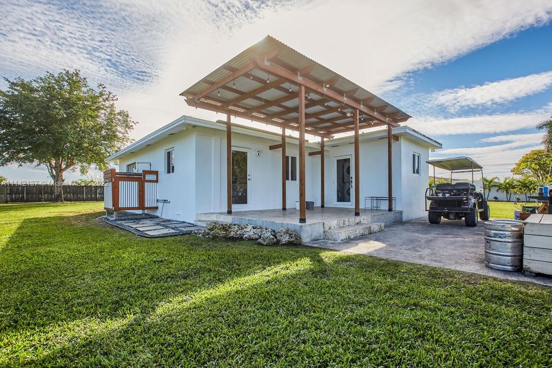 Недавно арендовано: $2,800 (2 спален, 1 ванн, 1080 Квадратных фут)