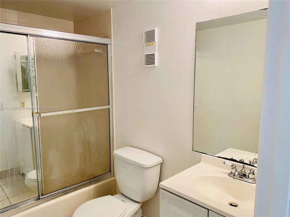 最近租的: $1,550 (2 贝兹, 2 浴室, 832 平方英尺)