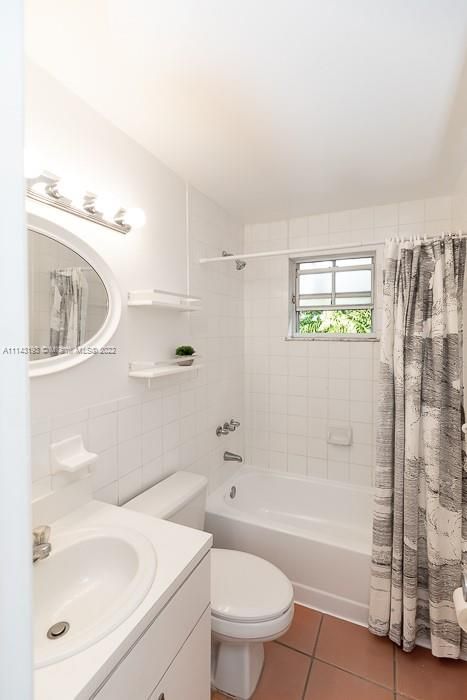 Недавно арендовано: $3,050 (2 спален, 2 ванн, 900 Квадратных фут)