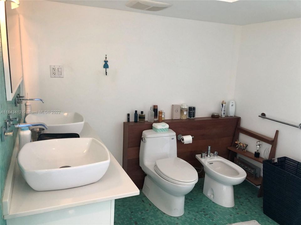 最近租的: $3,500 (2 贝兹, 2 浴室, 1605 平方英尺)
