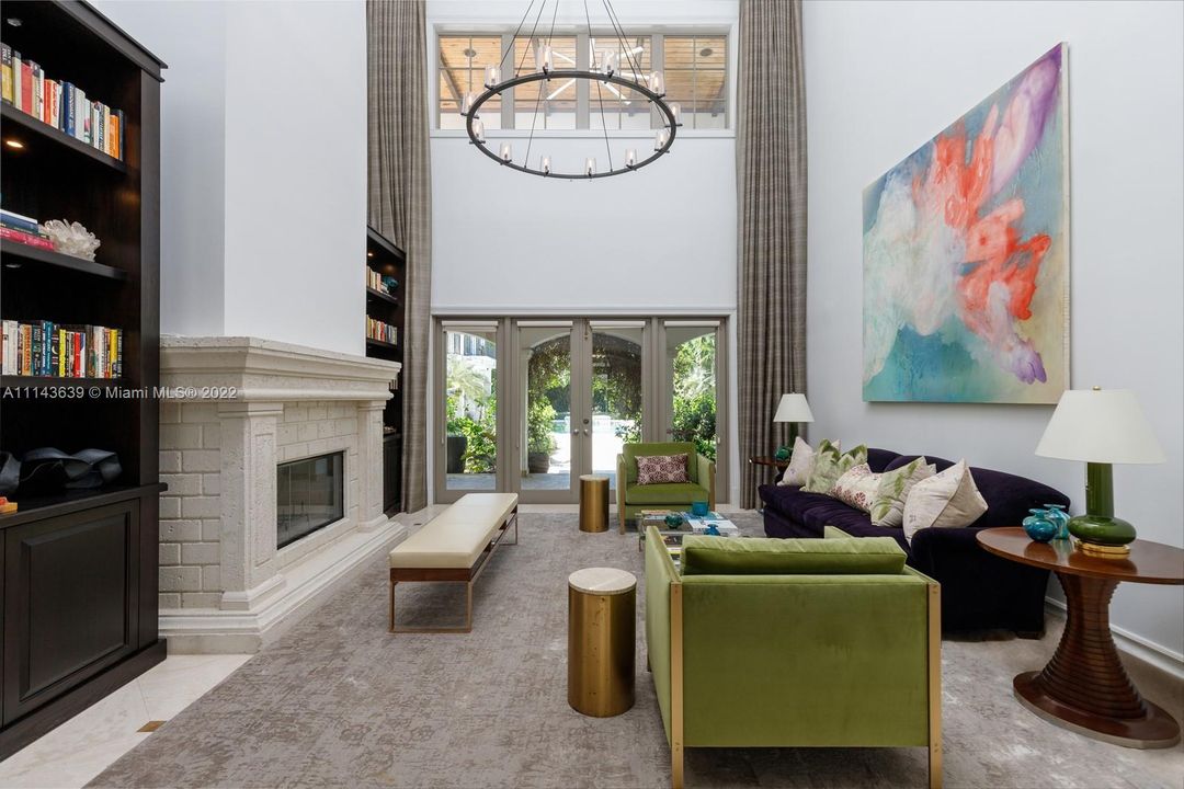 Recently Sold: $7,995,000 (6 beds, 7 baths, 8829 Square Feet)