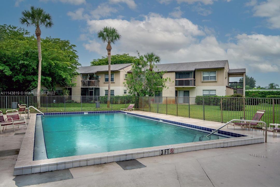 Recently Rented: $1,575 (1 beds, 1 baths, 0 Square Feet)