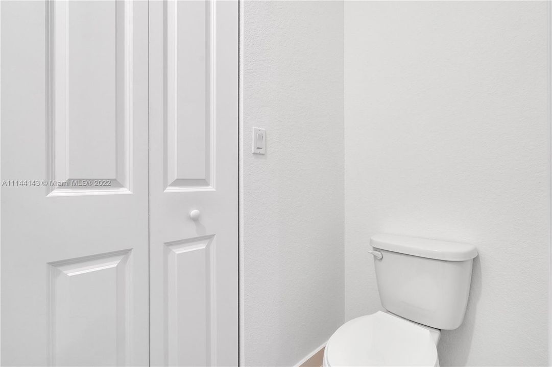 Recientemente alquilado: $3,200 (4 camas, 2 baños, 0 Pies cuadrados)