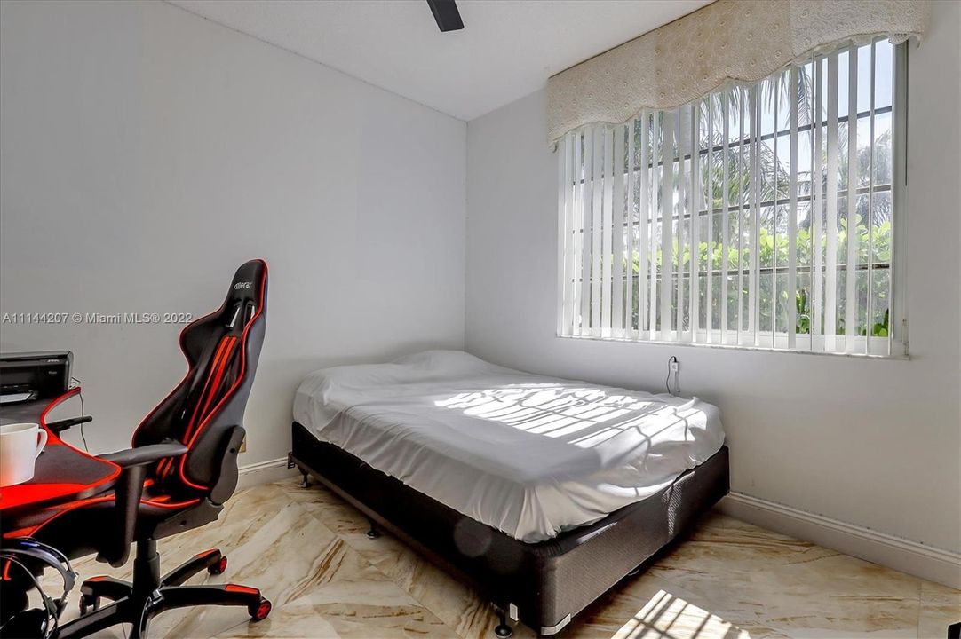 Vendido Recientemente: $512,500 (3 camas, 2 baños, 2084 Pies cuadrados)