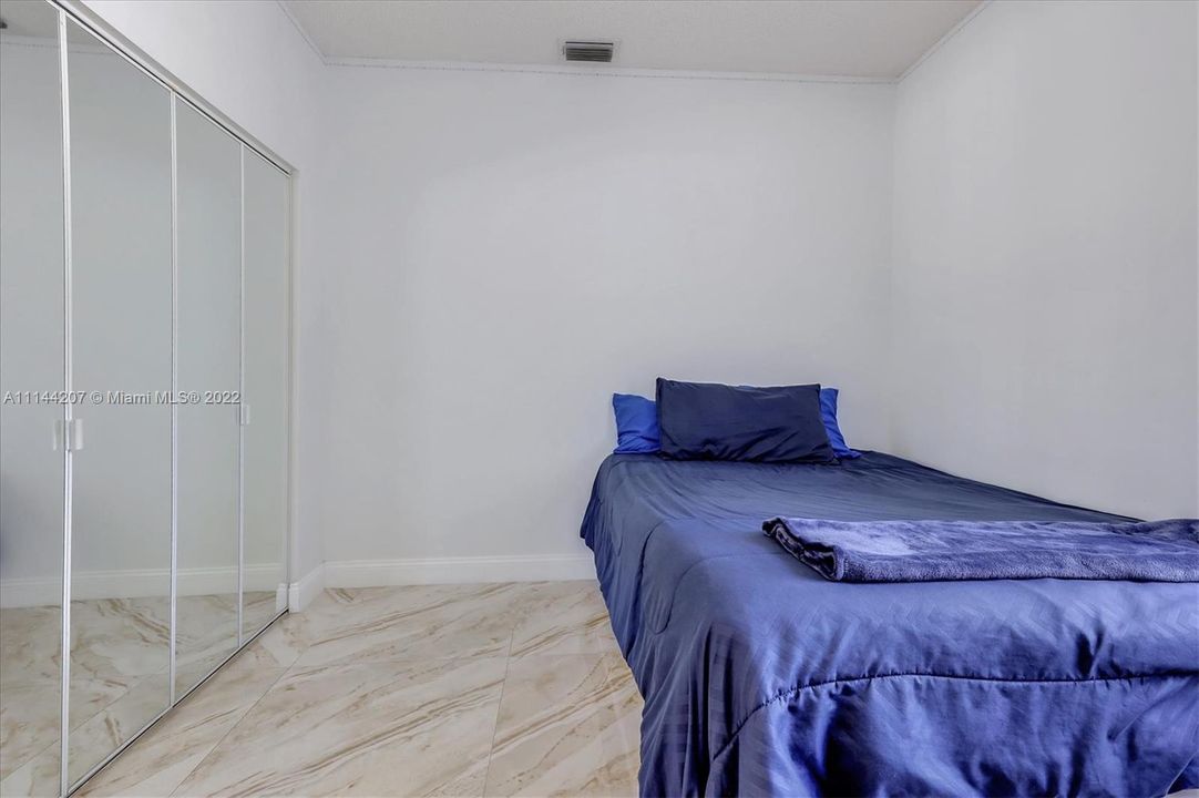 Vendido Recientemente: $512,500 (3 camas, 2 baños, 2084 Pies cuadrados)