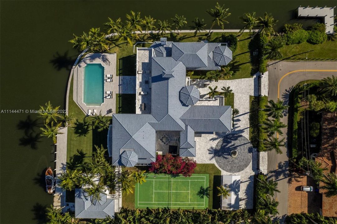 Recently Sold: $16,500,000 (9 beds, 13 baths, 12845 Square Feet)