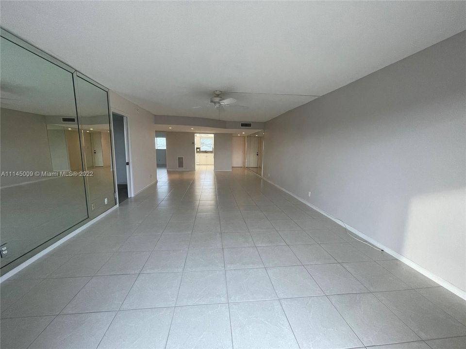 Недавно арендовано: $2,500 (2 спален, 2 ванн, 1316 Квадратных фут)