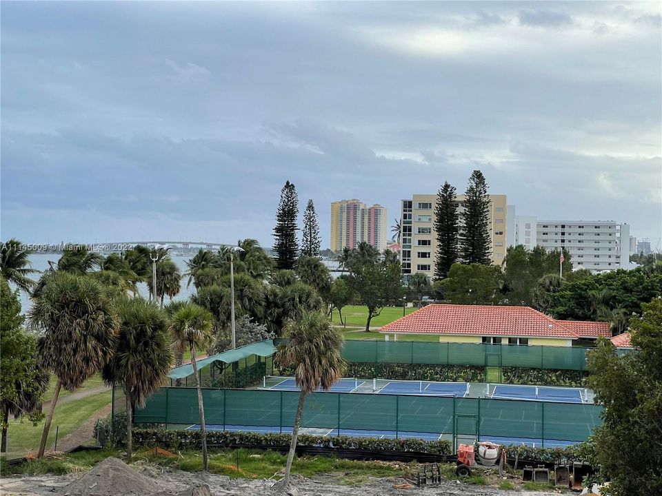 Недавно арендовано: $2,500 (2 спален, 2 ванн, 1316 Квадратных фут)