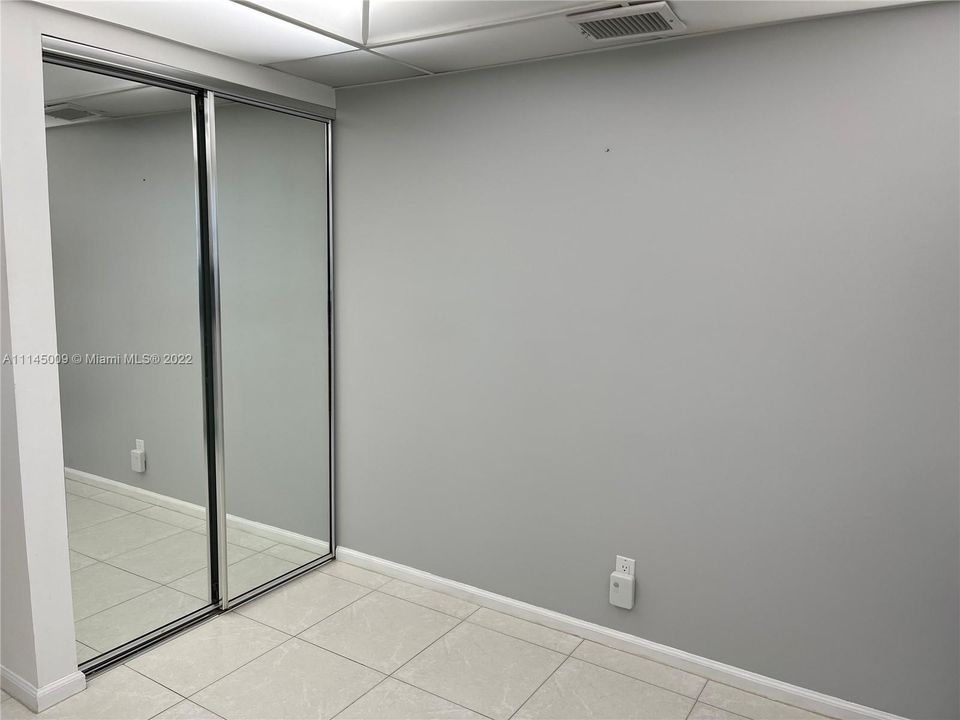 Недавно арендовано: $2,500 (2 спален, 2 ванн, 1316 Квадратных фут)