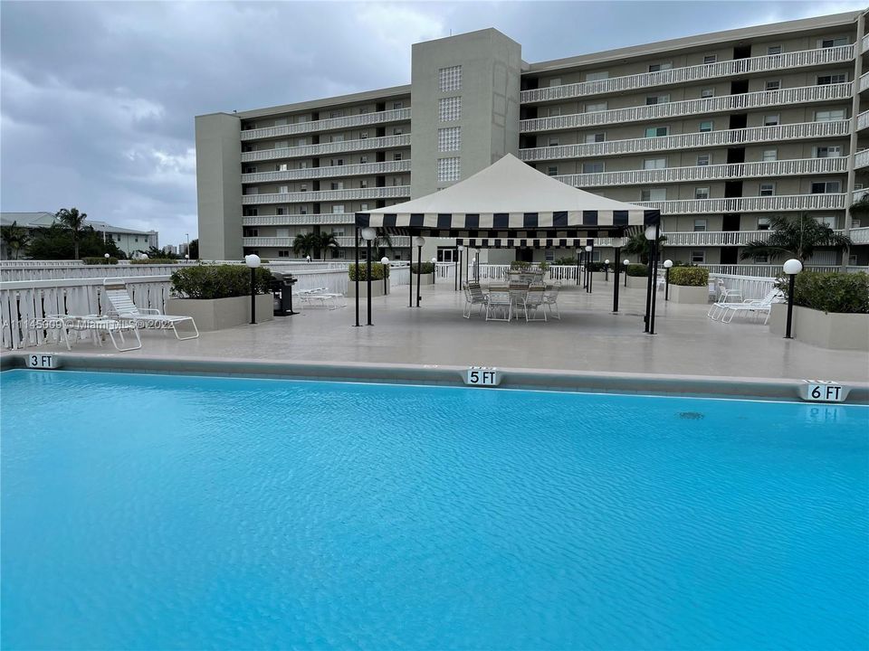 Недавно арендовано: $2,500 (2 спален, 2 ванн, 1316 Квадратных фут)