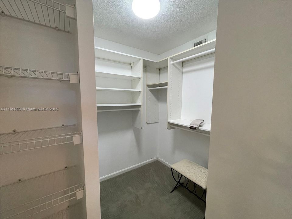 Недавно арендовано: $2,500 (2 спален, 2 ванн, 1316 Квадратных фут)