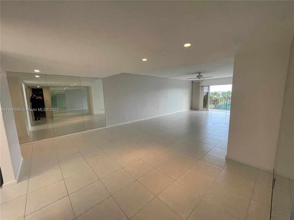 Недавно арендовано: $2,500 (2 спален, 2 ванн, 1316 Квадратных фут)