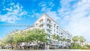 Recently Rented: $2,450 (3 beds, 2 baths, 1506 Square Feet)