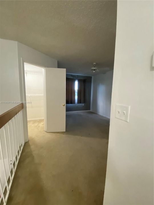 Recently Rented: $1,600 (1 beds, 1 baths, 750 Square Feet)