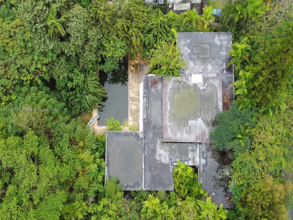 Recently Sold: $1,700,000 (3 beds, 3 baths, 2219 Square Feet)