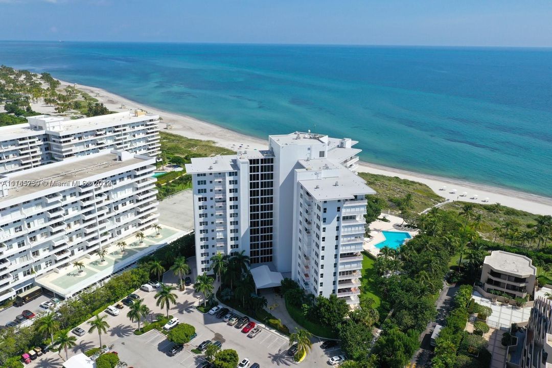 Recently Sold: $1,185,000 (2 beds, 2 baths, 1350 Square Feet)