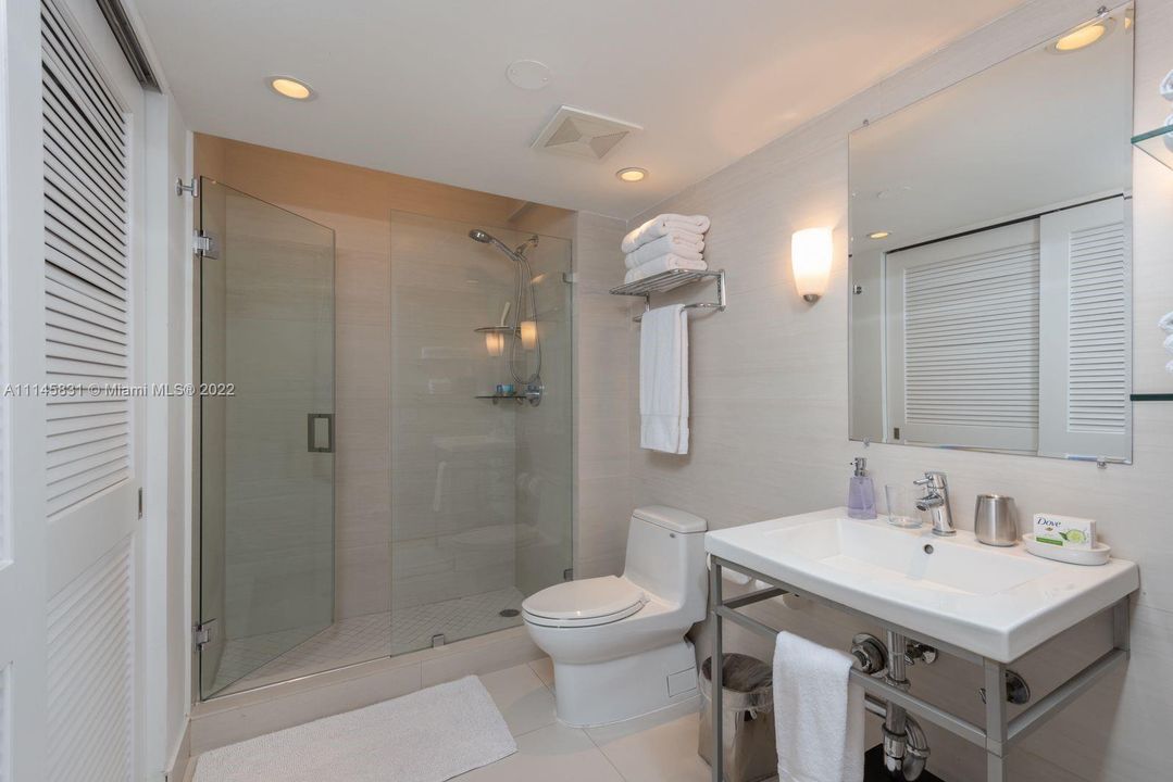 Недавно арендовано: $7,900 (3 спален, 2 ванн, 1720 Квадратных фут)