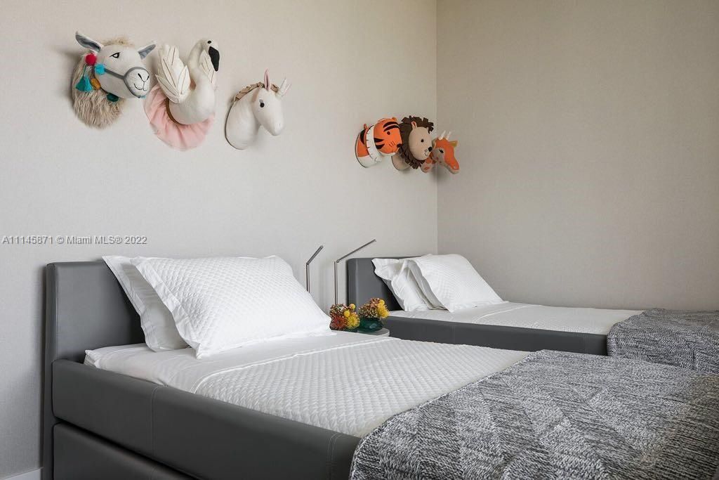 Recientemente alquilado: $16,000 (2 camas, 2 baños, 1704 Pies cuadrados)