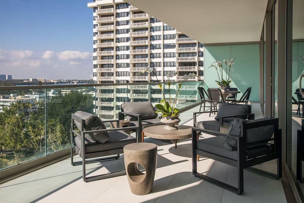 Recientemente alquilado: $16,000 (2 camas, 2 baños, 1704 Pies cuadrados)