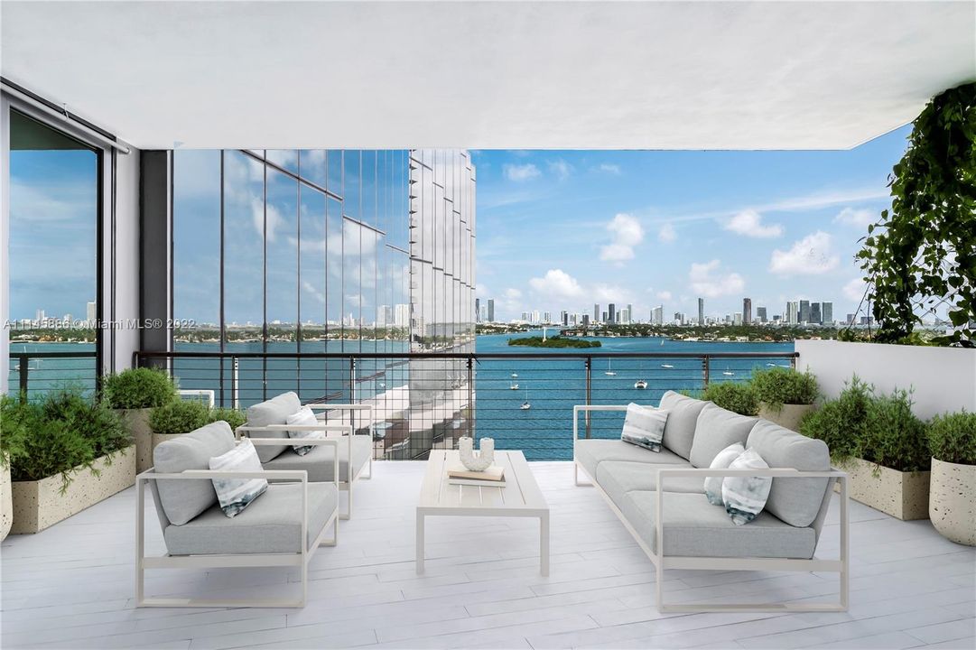 Recently Sold: $7,000,000 (5 beds, 5 baths, 4181 Square Feet)